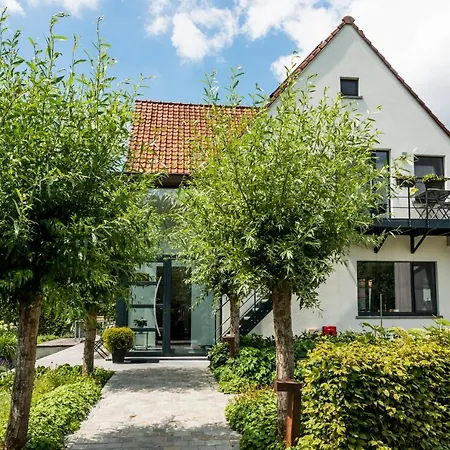 Bed & Breakfast Hier En Nu Heusden